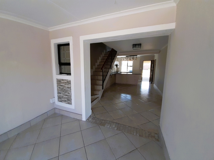 4 Bedroom Property for Sale in Paradise Beach Eastern Cape